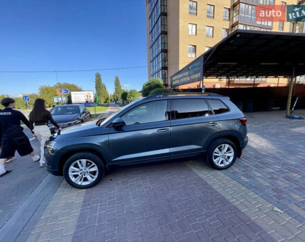 Серый Шкода Karoq, объемом двигателя 1.4 л и пробегом 72 тыс. км за 24200 $, фото 5 на Automoto.ua