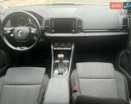 Серый Шкода Karoq, объемом двигателя 1.4 л и пробегом 152 тыс. км за 19500 $, фото 23 на Automoto.ua