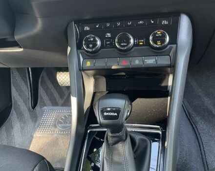 Сірий Шкода Karoq, об'ємом двигуна 1.4 л та пробігом 60 тис. км за 22500 $, фото 13 на Automoto.ua