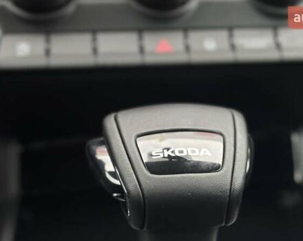 Сірий Шкода Karoq, об'ємом двигуна 1.4 л та пробігом 24 тис. км за 23000 $, фото 10 на Automoto.ua