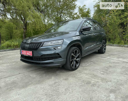 Сірий Шкода Karoq, об'ємом двигуна 1.6 л та пробігом 213 тис. км за 24499 $, фото 3 на Automoto.ua