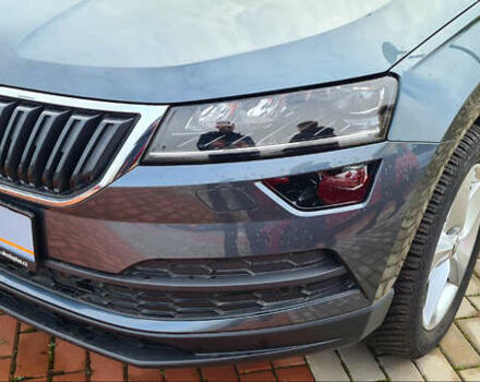 Серый Шкода Karoq, объемом двигателя 1.5 л и пробегом 23 тыс. км за 25100 $, фото 4 на Automoto.ua