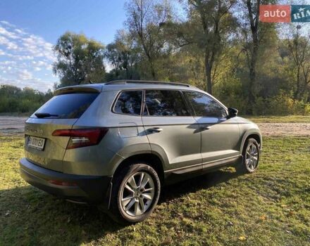 Сірий Шкода Karoq, об'ємом двигуна 1.4 л та пробігом 147 тис. км за 17500 $, фото 2 на Automoto.ua