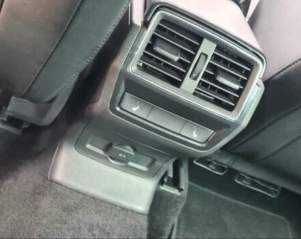 Серый Шкода Karoq, объемом двигателя 1.5 л и пробегом 23 тыс. км за 25100 $, фото 6 на Automoto.ua