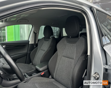 Сірий Шкода Karoq, об'ємом двигуна 1.4 л та пробігом 60 тис. км за 23480 $, фото 13 на Automoto.ua