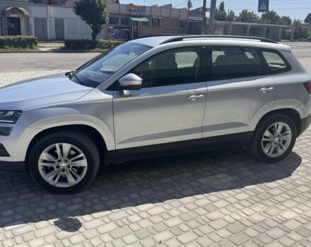 Серый Шкода Karoq, объемом двигателя 2 л и пробегом 75 тыс. км за 26500 $, фото 2 на Automoto.ua