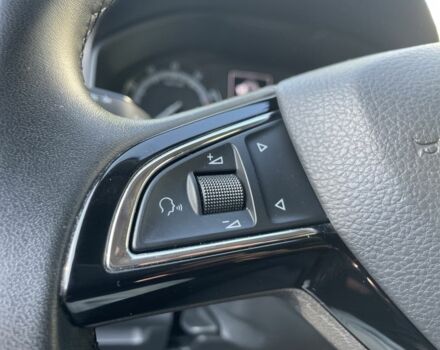 Сірий Шкода Karoq, об'ємом двигуна 1.4 л та пробігом 60 тис. км за 22500 $, фото 8 на Automoto.ua