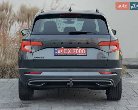 Серый Шкода Karoq, объемом двигателя 2 л и пробегом 165 тыс. км за 31300 $, фото 5 на Automoto.ua