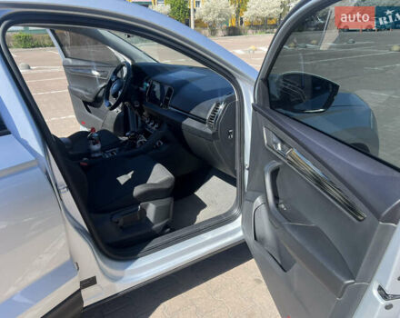 Сірий Шкода Karoq, об'ємом двигуна 1.4 л та пробігом 83 тис. км за 26000 $, фото 27 на Automoto.ua