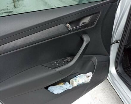 Серый Шкода Karoq, объемом двигателя 2 л и пробегом 70 тыс. км за 28000 $, фото 9 на Automoto.ua