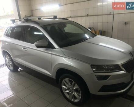 Серый Шкода Karoq, объемом двигателя 1.4 л и пробегом 53 тыс. км за 24000 $, фото 1 на Automoto.ua