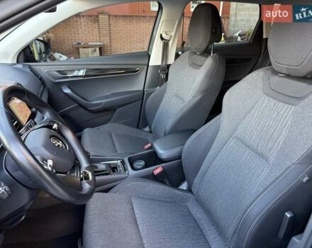 Серый Шкода Karoq, объемом двигателя 1.4 л и пробегом 97 тыс. км за 21950 $, фото 62 на Automoto.ua