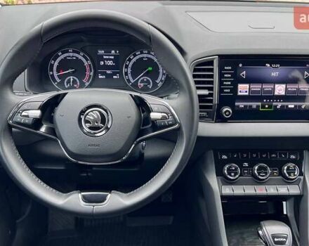 Сірий Шкода Karoq, об'ємом двигуна 1.4 л та пробігом 98 тис. км за 22300 $, фото 8 на Automoto.ua