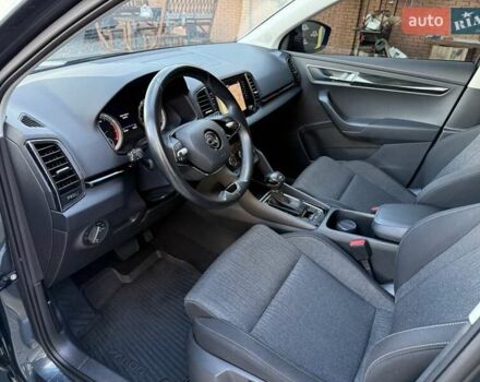 Серый Шкода Karoq, объемом двигателя 1.4 л и пробегом 97 тыс. км за 21950 $, фото 60 на Automoto.ua