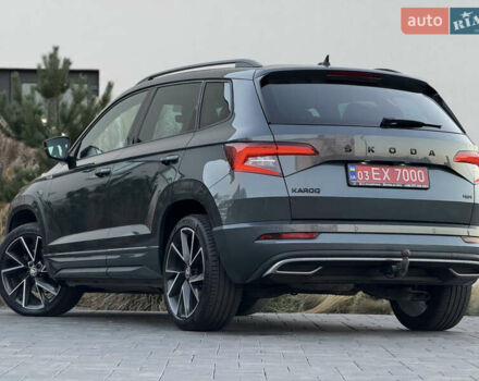 Серый Шкода Karoq, объемом двигателя 2 л и пробегом 165 тыс. км за 31300 $, фото 9 на Automoto.ua