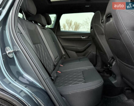 Серый Шкода Karoq, объемом двигателя 2 л и пробегом 165 тыс. км за 31300 $, фото 58 на Automoto.ua