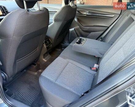 Серый Шкода Karoq, объемом двигателя 1.4 л и пробегом 97 тыс. км за 21950 $, фото 2 на Automoto.ua