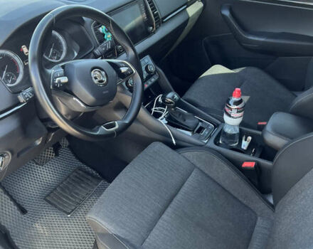 Сірий Шкода Karoq, об'ємом двигуна 1.4 л та пробігом 83 тис. км за 26000 $, фото 14 на Automoto.ua