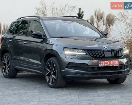 Серый Шкода Karoq, объемом двигателя 2 л и пробегом 165 тыс. км за 31300 $, фото 7 на Automoto.ua