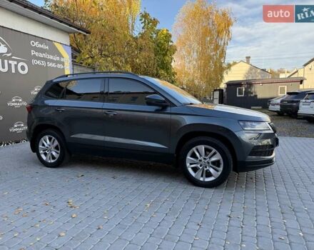 Серый Шкода Karoq, объемом двигателя 1.4 л и пробегом 97 тыс. км за 21950 $, фото 11 на Automoto.ua