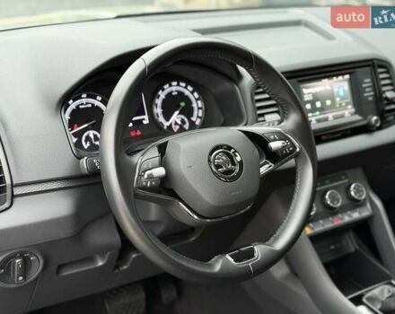 Серый Шкода Karoq, объемом двигателя 1.4 л и пробегом 47 тыс. км за 21800 $, фото 43 на Automoto.ua