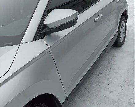 Серый Шкода Karoq, объемом двигателя 2 л и пробегом 43 тыс. км за 28000 $, фото 2 на Automoto.ua