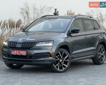 Серый Шкода Karoq, объемом двигателя 2 л и пробегом 165 тыс. км за 31300 $, фото 15 на Automoto.ua