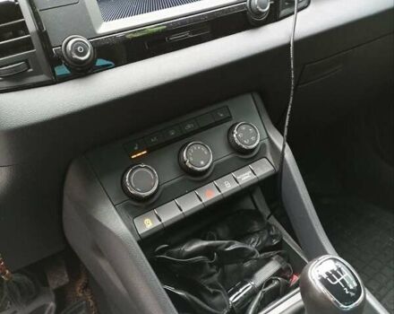 Серый Шкода Karoq, объемом двигателя 2 л и пробегом 70 тыс. км за 28000 $, фото 8 на Automoto.ua