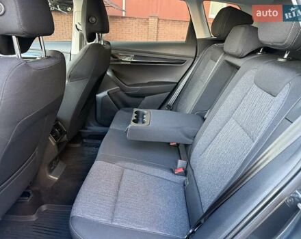 Серый Шкода Karoq, объемом двигателя 1.4 л и пробегом 97 тыс. км за 21950 $, фото 43 на Automoto.ua