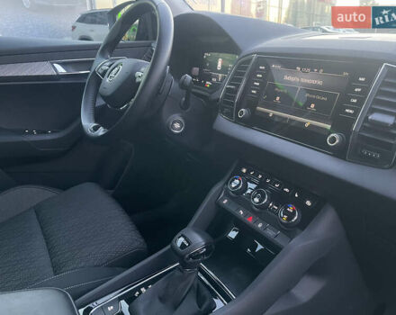 Сірий Шкода Karoq, об'ємом двигуна 1.4 л та пробігом 30 тис. км за 26900 $, фото 35 на Automoto.ua