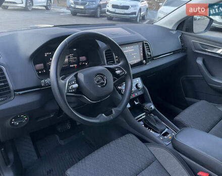 Сірий Шкода Karoq, об'ємом двигуна 1.4 л та пробігом 30 тис. км за 26900 $, фото 25 на Automoto.ua