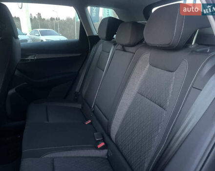 Сірий Шкода Karoq, об'ємом двигуна 1.4 л та пробігом 30 тис. км за 26900 $, фото 29 на Automoto.ua