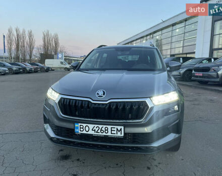 Сірий Шкода Karoq, об'ємом двигуна 1.4 л та пробігом 30 тис. км за 26900 $, фото 4 на Automoto.ua