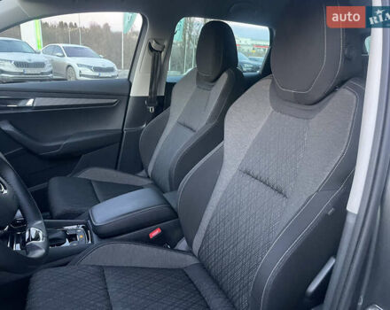 Сірий Шкода Karoq, об'ємом двигуна 1.4 л та пробігом 30 тис. км за 26900 $, фото 28 на Automoto.ua