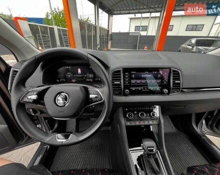 Серый Шкода Karoq, объемом двигателя 1.4 л и пробегом 28 тыс. км за 28500 $, фото 3 на Automoto.ua