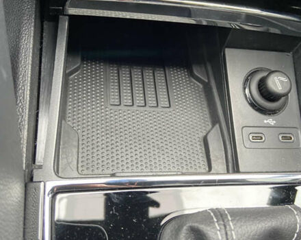 Серый Шкода Karoq, объемом двигателя 1.4 л и пробегом 28 тыс. км за 34700 $, фото 13 на Automoto.ua