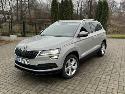 Серый Шкода Karoq, объемом двигателя 1.5 л и пробегом 114 тыс. км за 18700 $, фото 1 на Automoto.ua