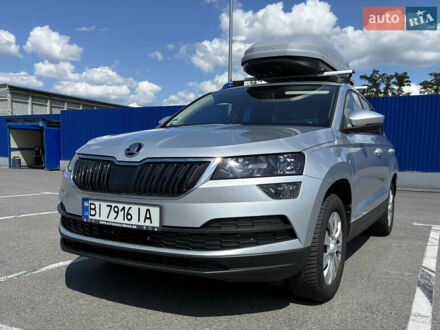 Шкода Karoq 2019 в Полтаве на Automoto.ua Серый Шкода Karoq, объемом двигателя 1 л и пробегом 65 тыс. км за 16999 $, фото 1 на Automoto.ua