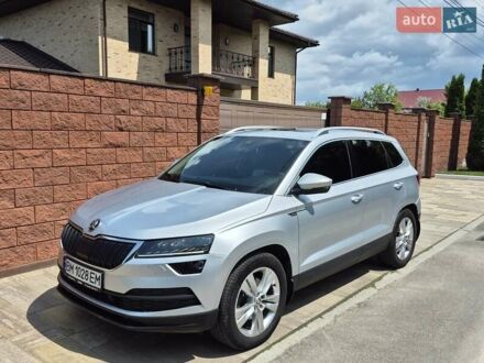 Серый Шкода Karoq, объемом двигателя 2 л и пробегом 211 тыс. км за 22600 $, фото 1 на Automoto.ua