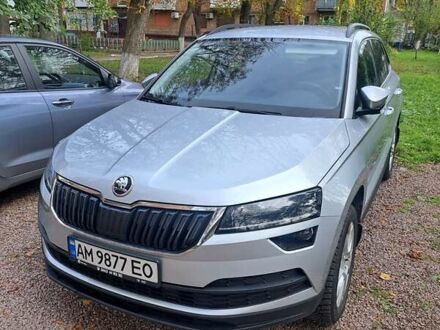 Шкода Karoq 2021 в Житомире на Automoto.ua Серый Шкода Karoq, объемом двигателя 1.4 л и пробегом 71 тыс. км за 22900 $, фото 1 на Automoto.ua