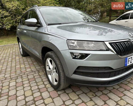 Серый Шкода Karoq, объемом двигателя 1.97 л и пробегом 144 тыс. км за 23650 $, фото 1 на Automoto.ua