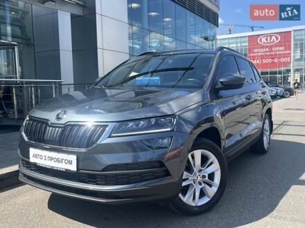 Шкода Karoq 2021 в Киеве на Automoto.ua Серый Шкода Karoq, объемом двигателя 1.4 л и пробегом 73 тыс. км за 22500 $, фото 1 на Automoto.ua