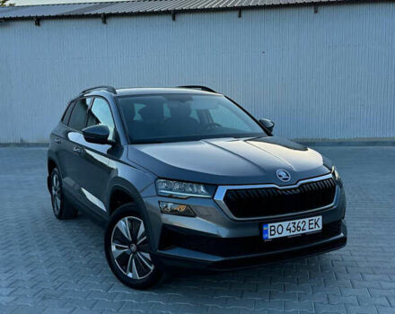 Серый Шкода Karoq, объемом двигателя 1.4 л и пробегом 31 тыс. км за 26500 $, фото 1 на Automoto.ua