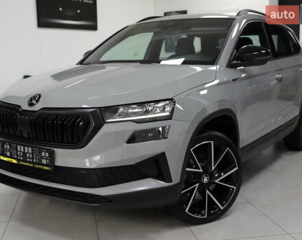 Сірий Шкода Karoq, об'ємом двигуна 1.97 л та пробігом 29 тис. км за 32900 $, фото 1 на Automoto.ua