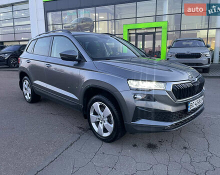 Серый Шкода Karoq, объемом двигателя 1.4 л и пробегом 30 тыс. км за 26900 $, фото 1 на Automoto.ua