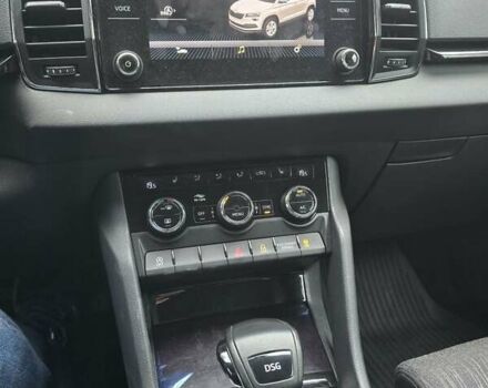 Синій Шкода Karoq, об'ємом двигуна 1.5 л та пробігом 66 тис. км за 21000 $, фото 6 на Automoto.ua