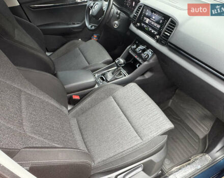 Синій Шкода Karoq, об'ємом двигуна 1.97 л та пробігом 72 тис. км за 31200 $, фото 11 на Automoto.ua