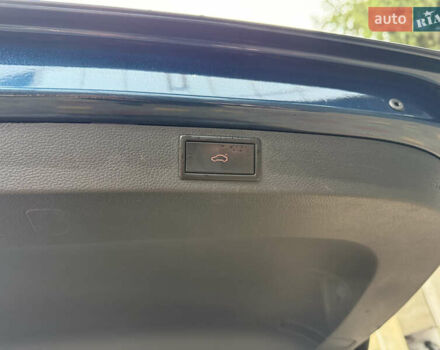 Синій Шкода Karoq, об'ємом двигуна 2 л та пробігом 110 тис. км за 26000 $, фото 31 на Automoto.ua