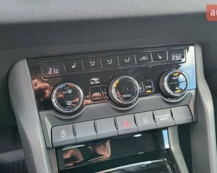 Синий Шкода Karoq, объемом двигателя 1.4 л и пробегом 111 тыс. км за 22500 $, фото 30 на Automoto.ua