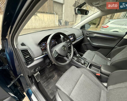 Синій Шкода Karoq, об'ємом двигуна 2 л та пробігом 110 тис. км за 26000 $, фото 32 на Automoto.ua